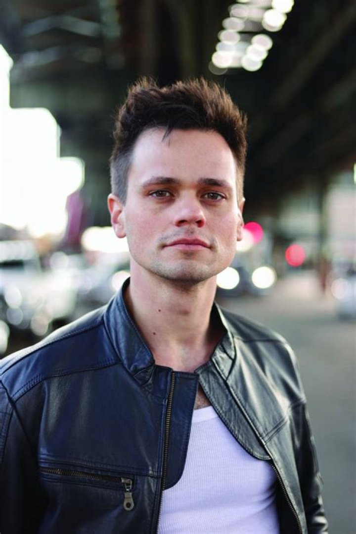 Aaron Dalla Villa - Bio, Wiki, Net Worth, Pledge Cast