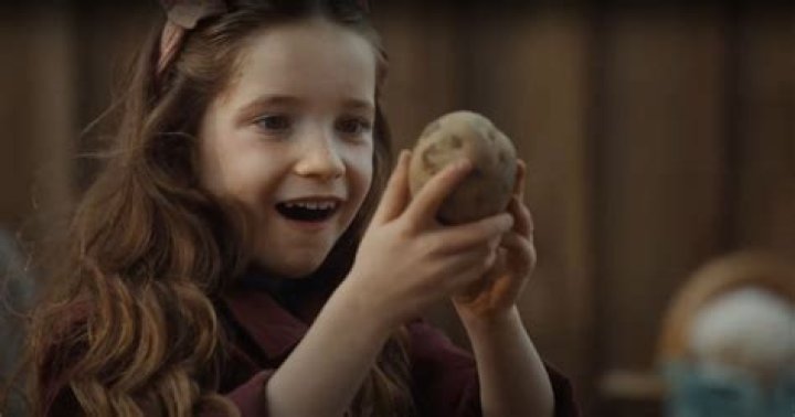 Five Celebrities With Really Funny Commercials When They Were Young