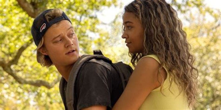 Does John B die in Outer Banks season 3? (Spoilers)