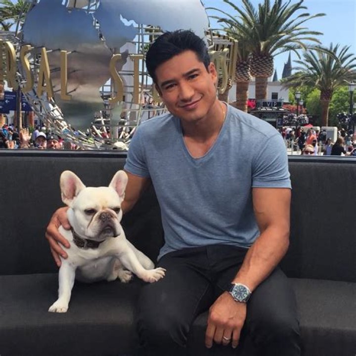 Mario Lopez Pets - Celebrity Pets