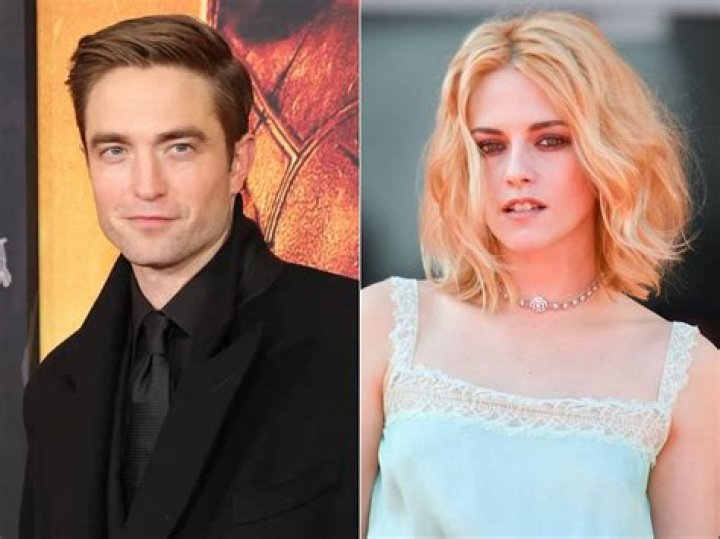 Robert Pattinson Reveals He’s Still “In Touch” With Kristen Stewart