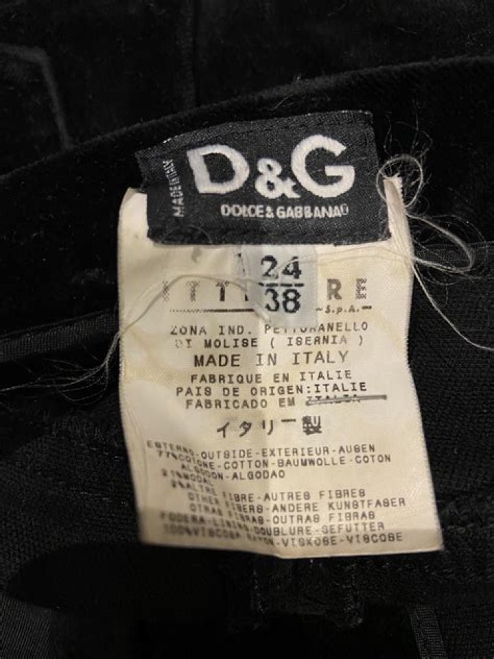 The Full Story Behind Sutton Stracke's 'Dolce & Gabbana' Connection